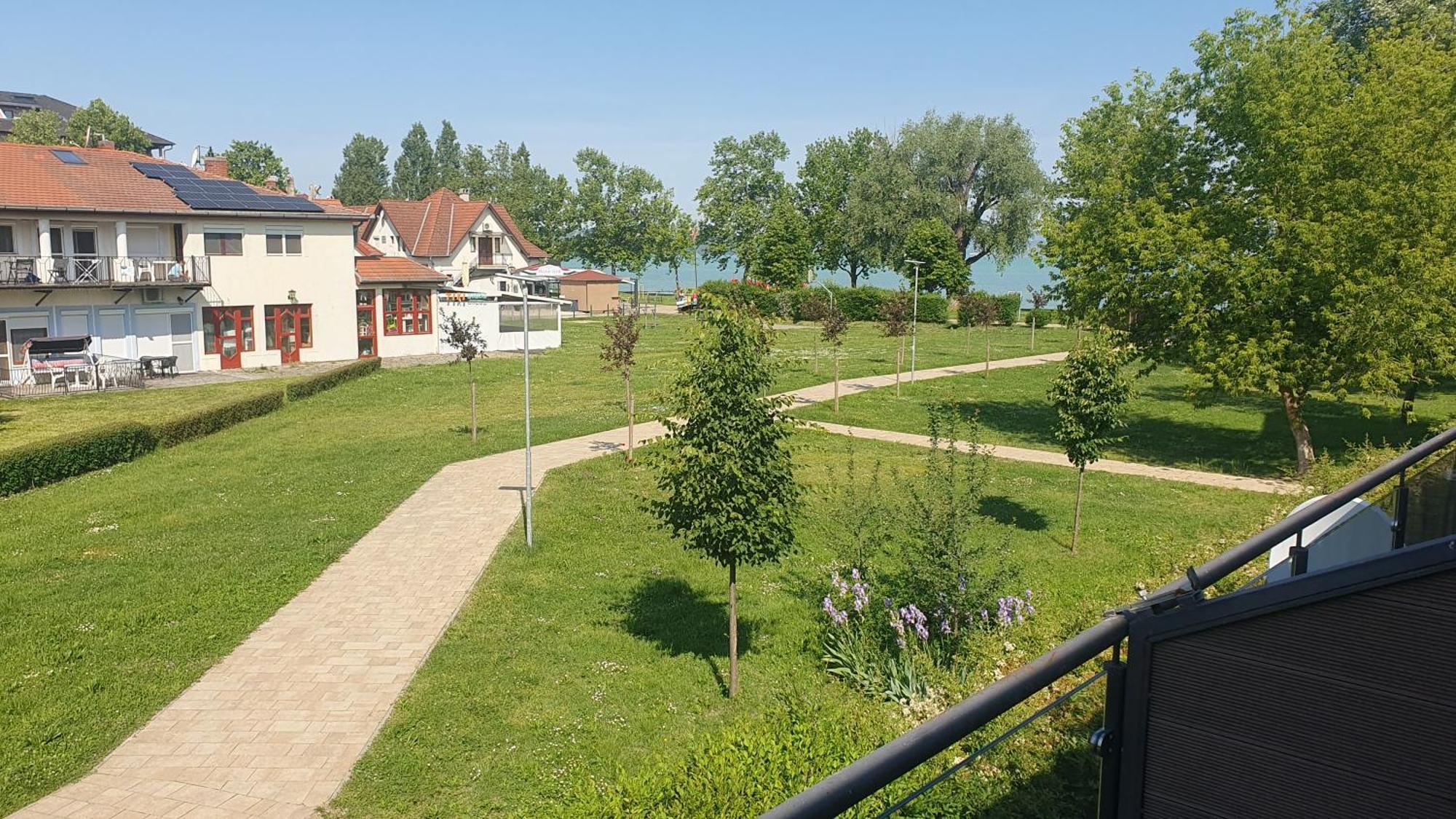 Wellapartman Zamárdi Extérieur photo