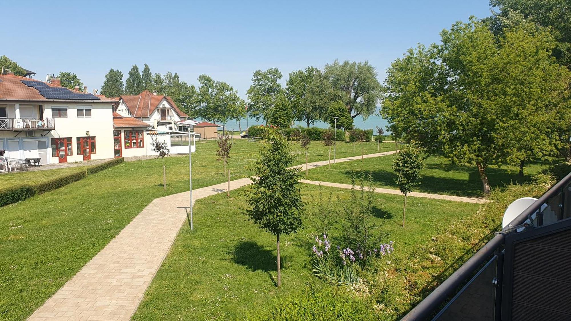 Wellapartman Zamárdi Extérieur photo
